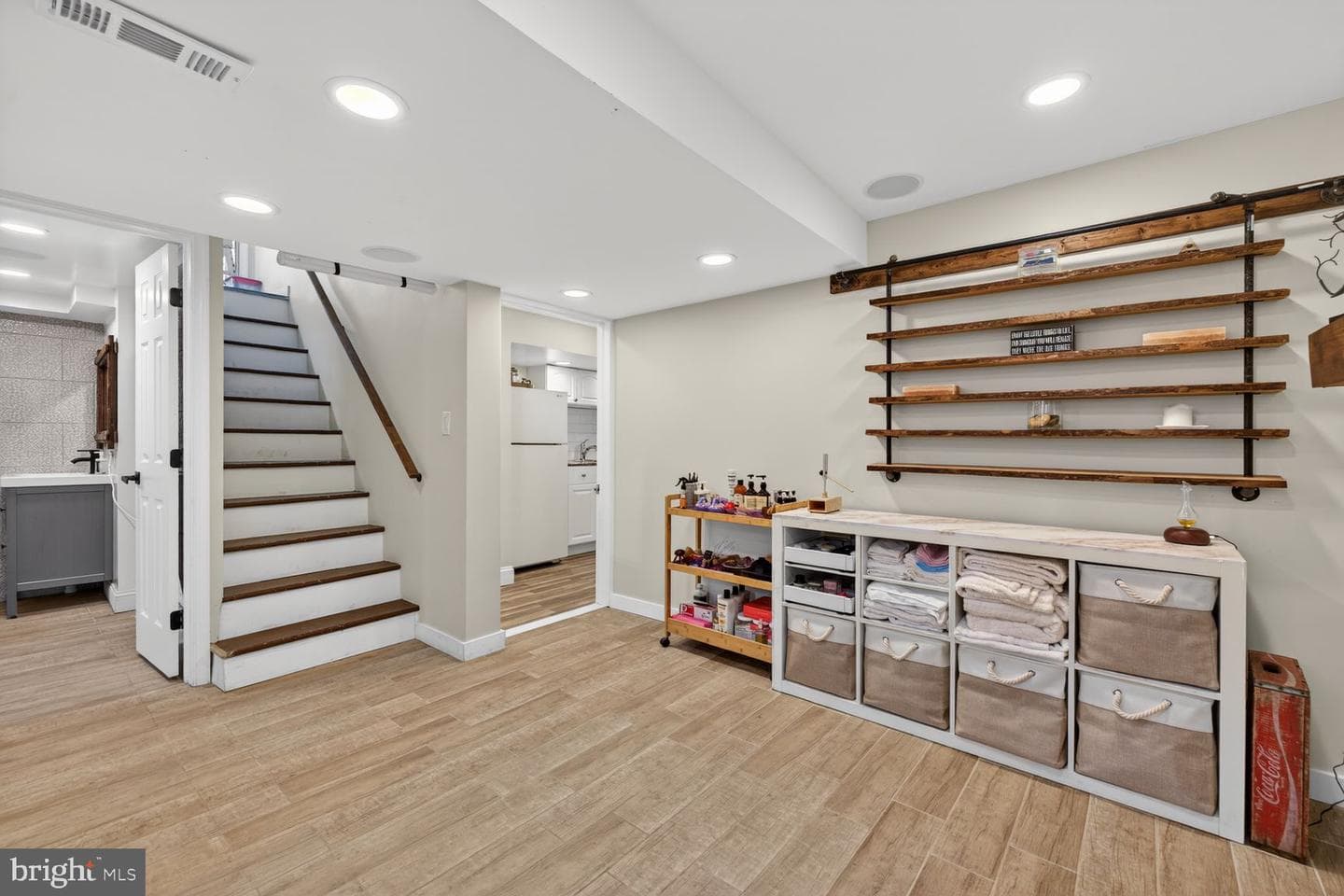 310 Edmonston Drive photo 17