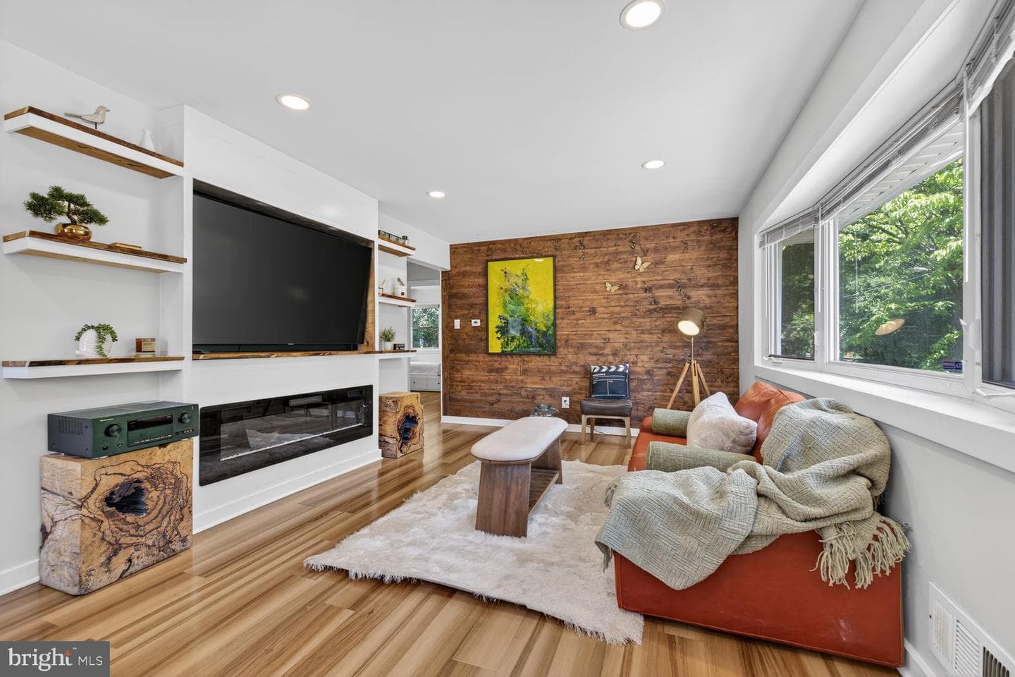 310 Edmonston Drive photo 2