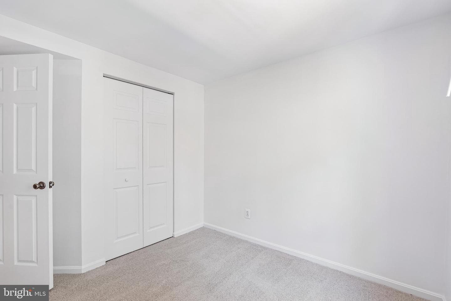 8541 Hawk Run Terrace photo 23