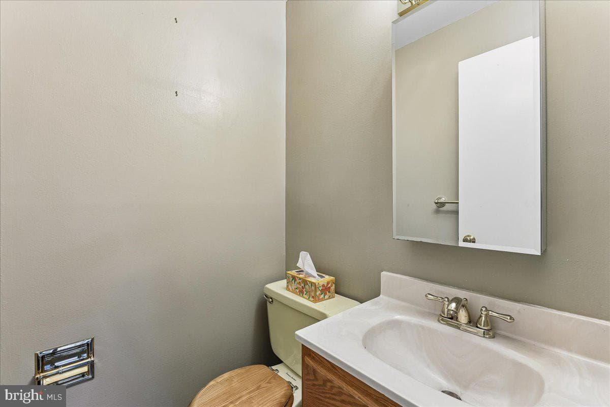 8700 Camille Drive photo 22