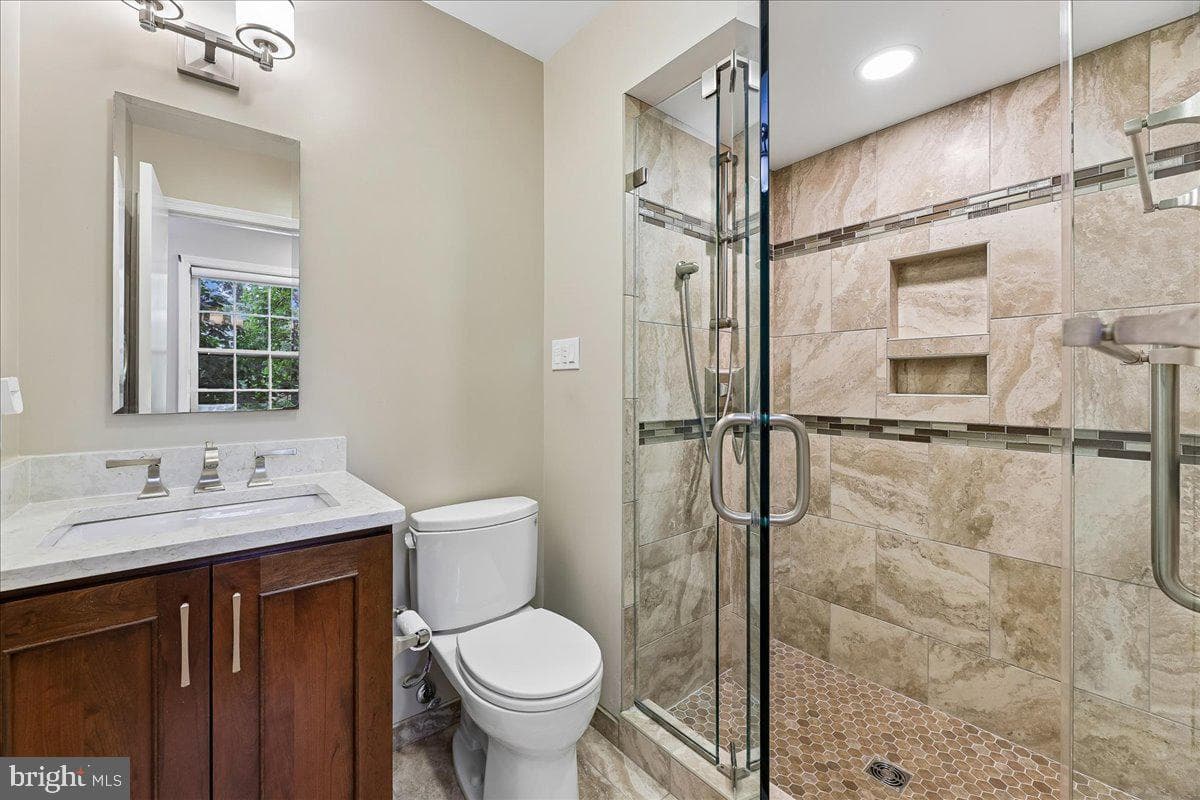 8700 Camille Drive photo 28