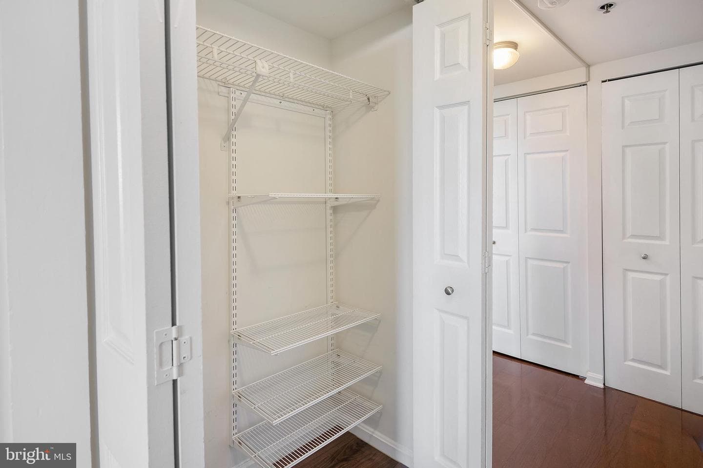 10101 Grosvenor Pl # 2008 photo 7
