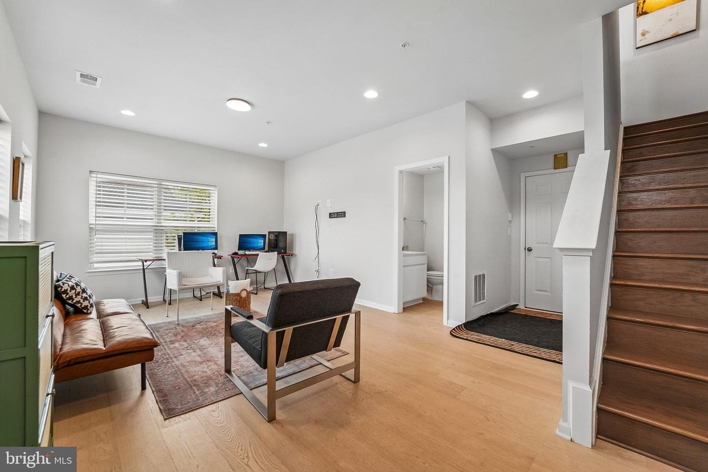 22917 Mater Way photo 11