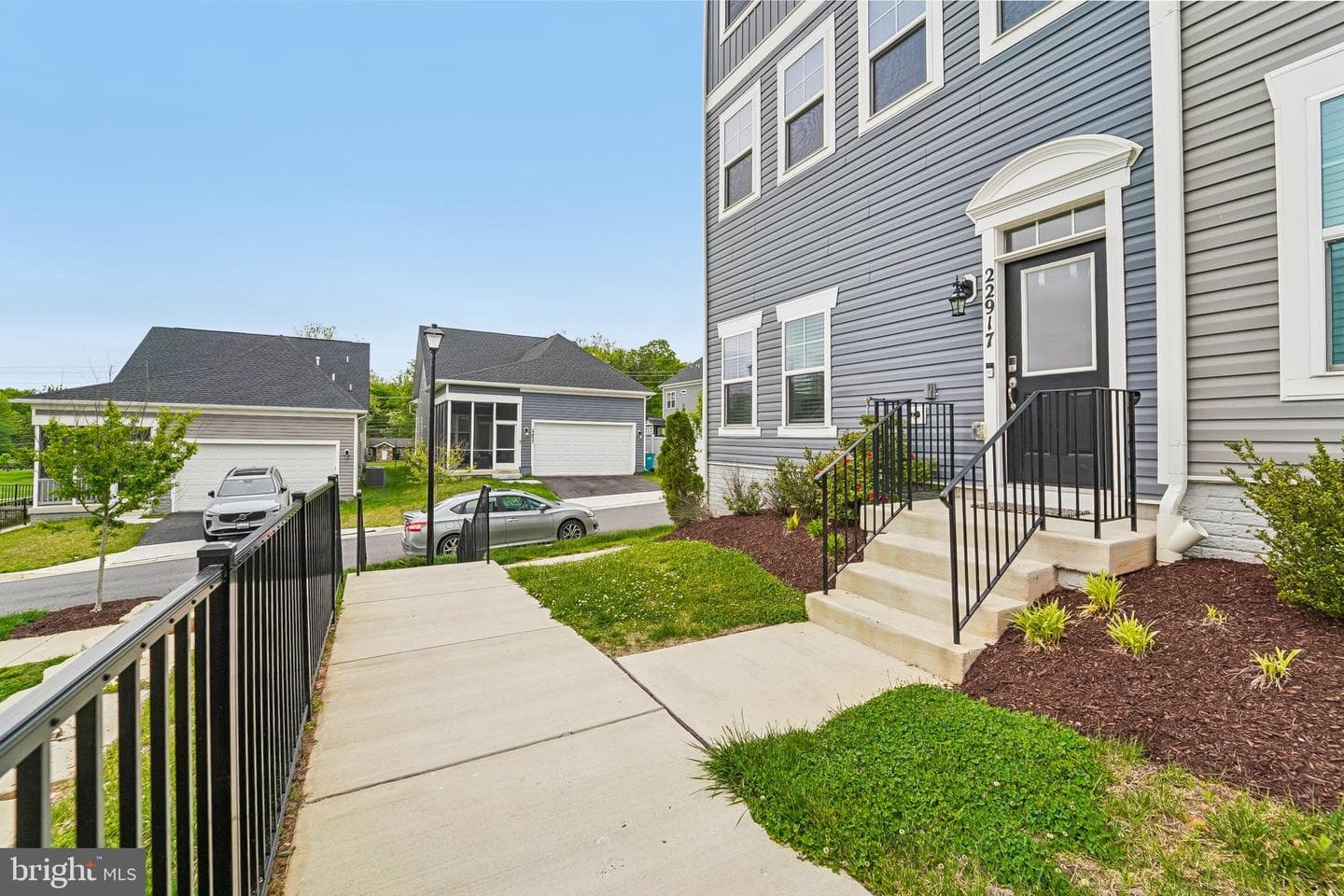 22917 Mater Way photo 30