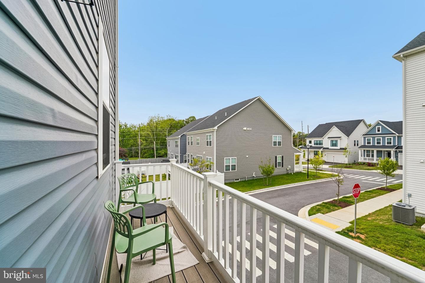 22917 Mater Way photo 32