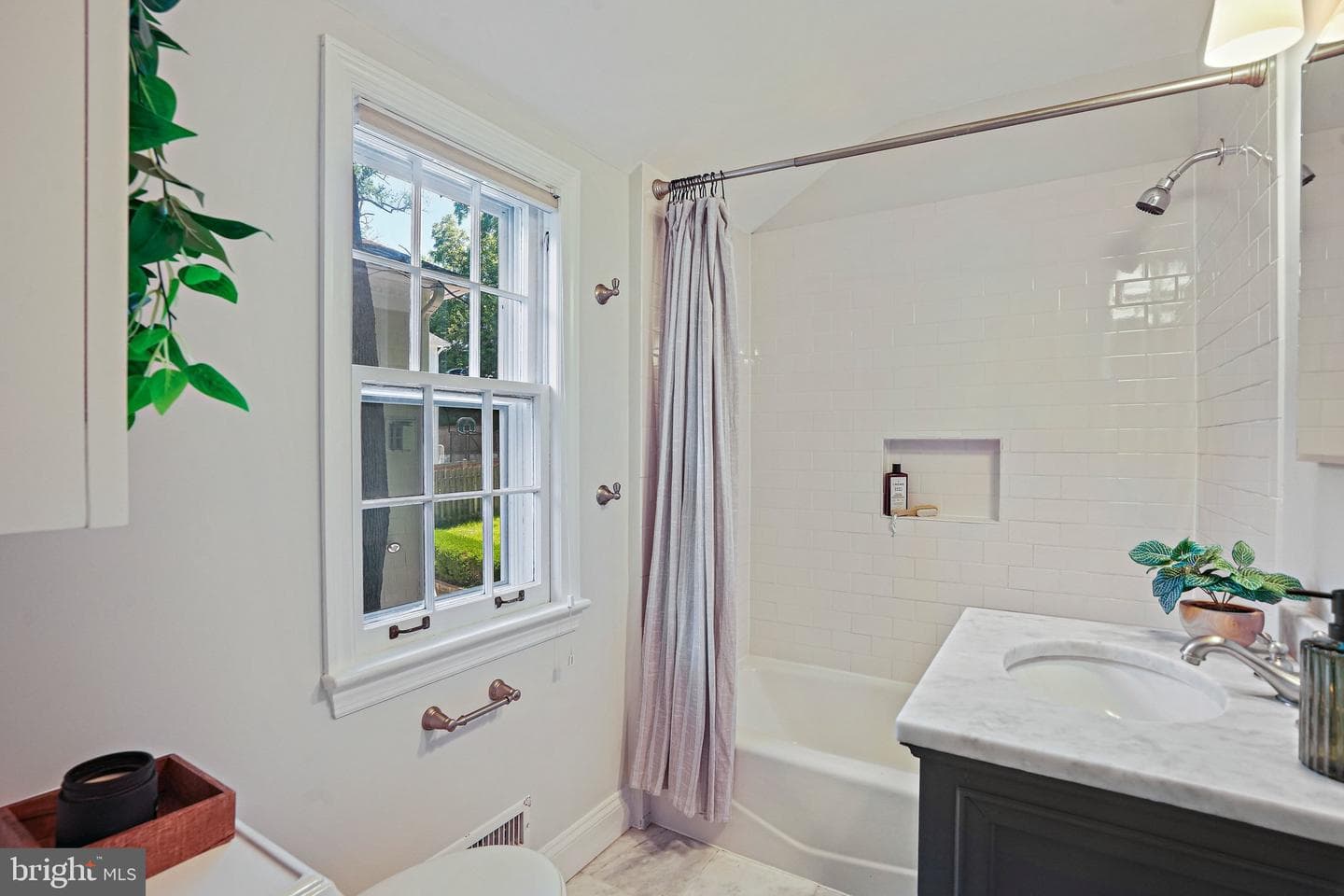 3414 Thornapple Street photo 29