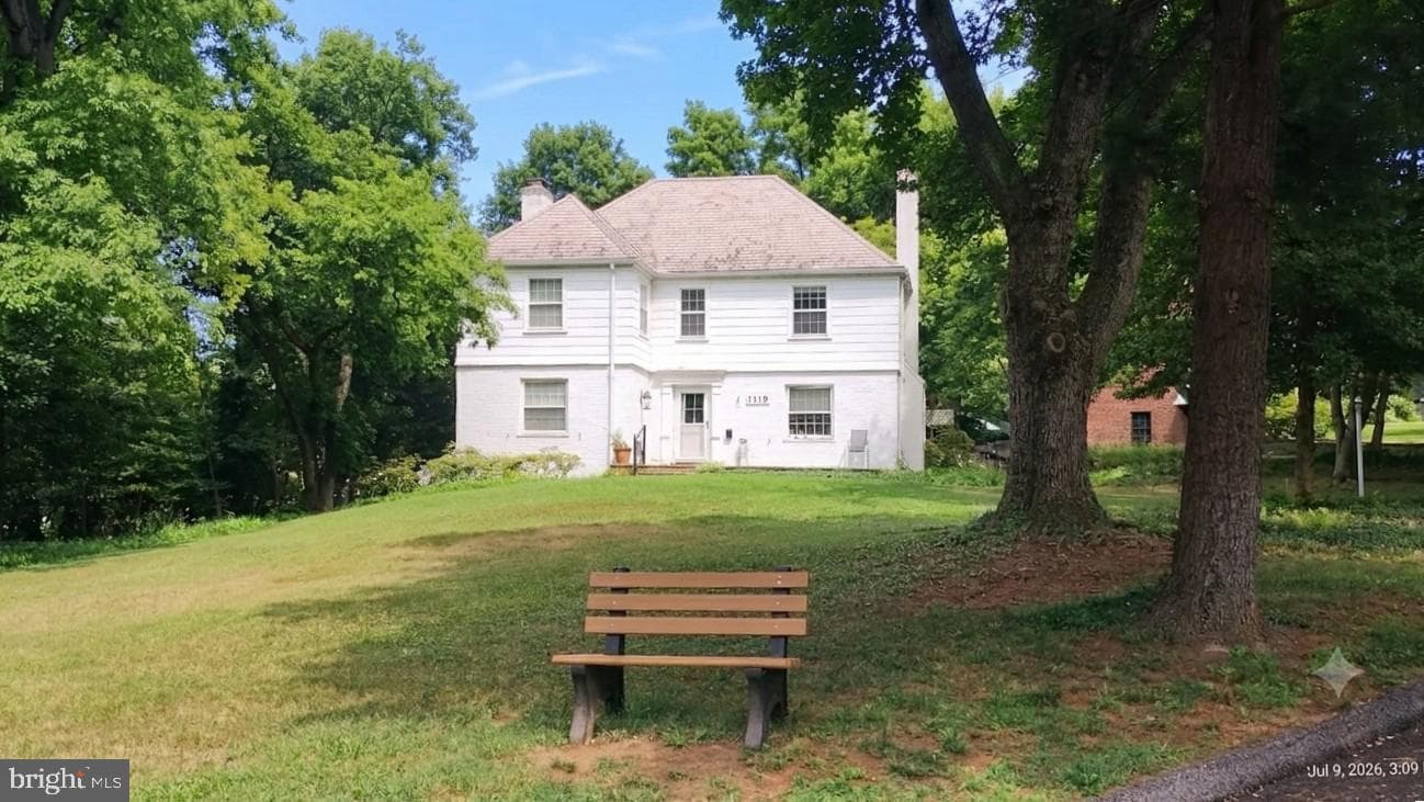 1119 Woodside Parkway photo 3