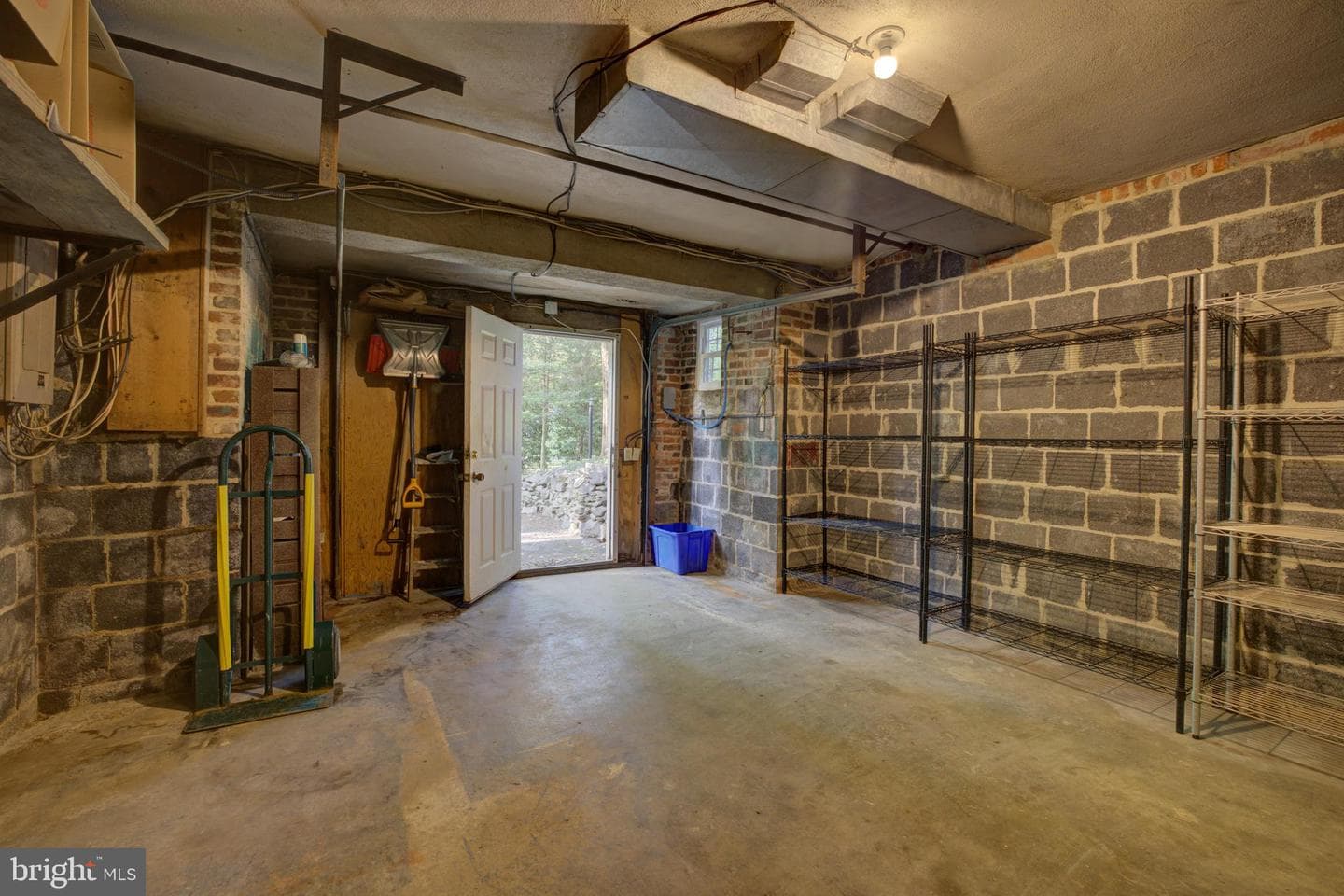 1119 Woodside Parkway photo 37