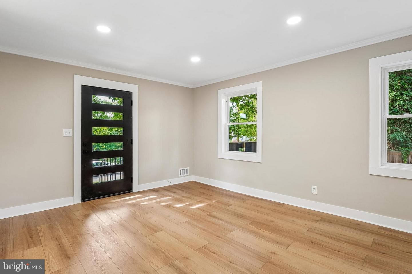 1106 Meurilee Lane photo 3