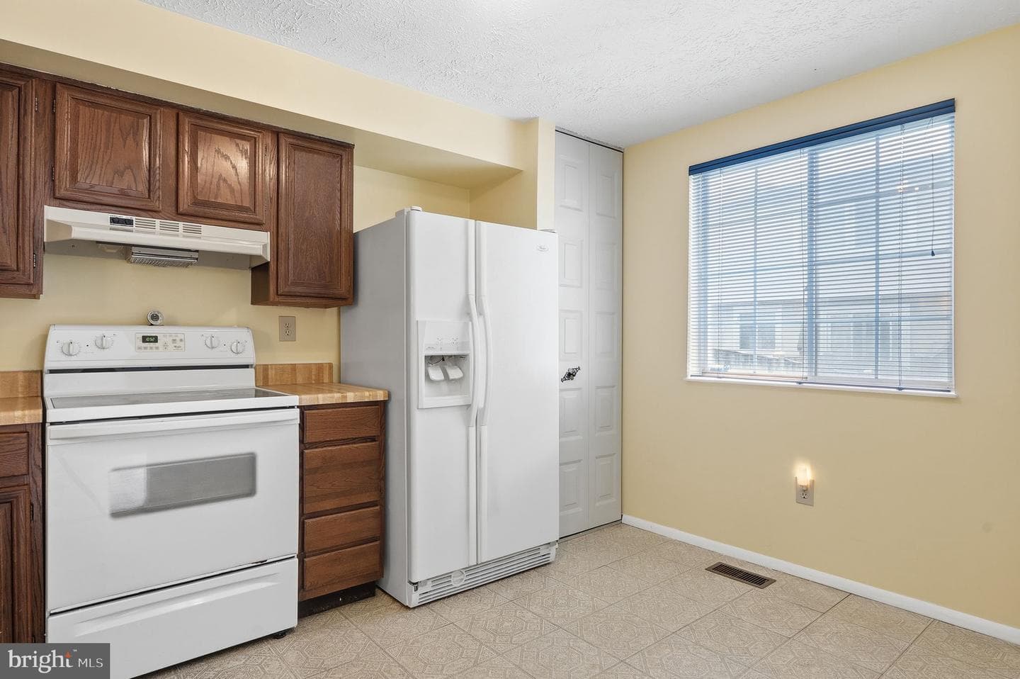 210 Curry Ford Lane photo 8