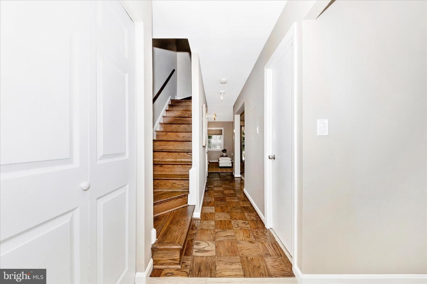 846 Azalea Drive photo 17