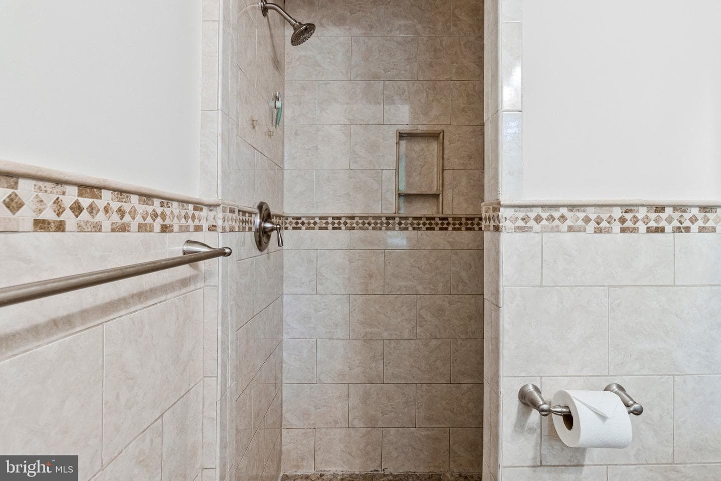 7411 Wyndale Lane photo 34