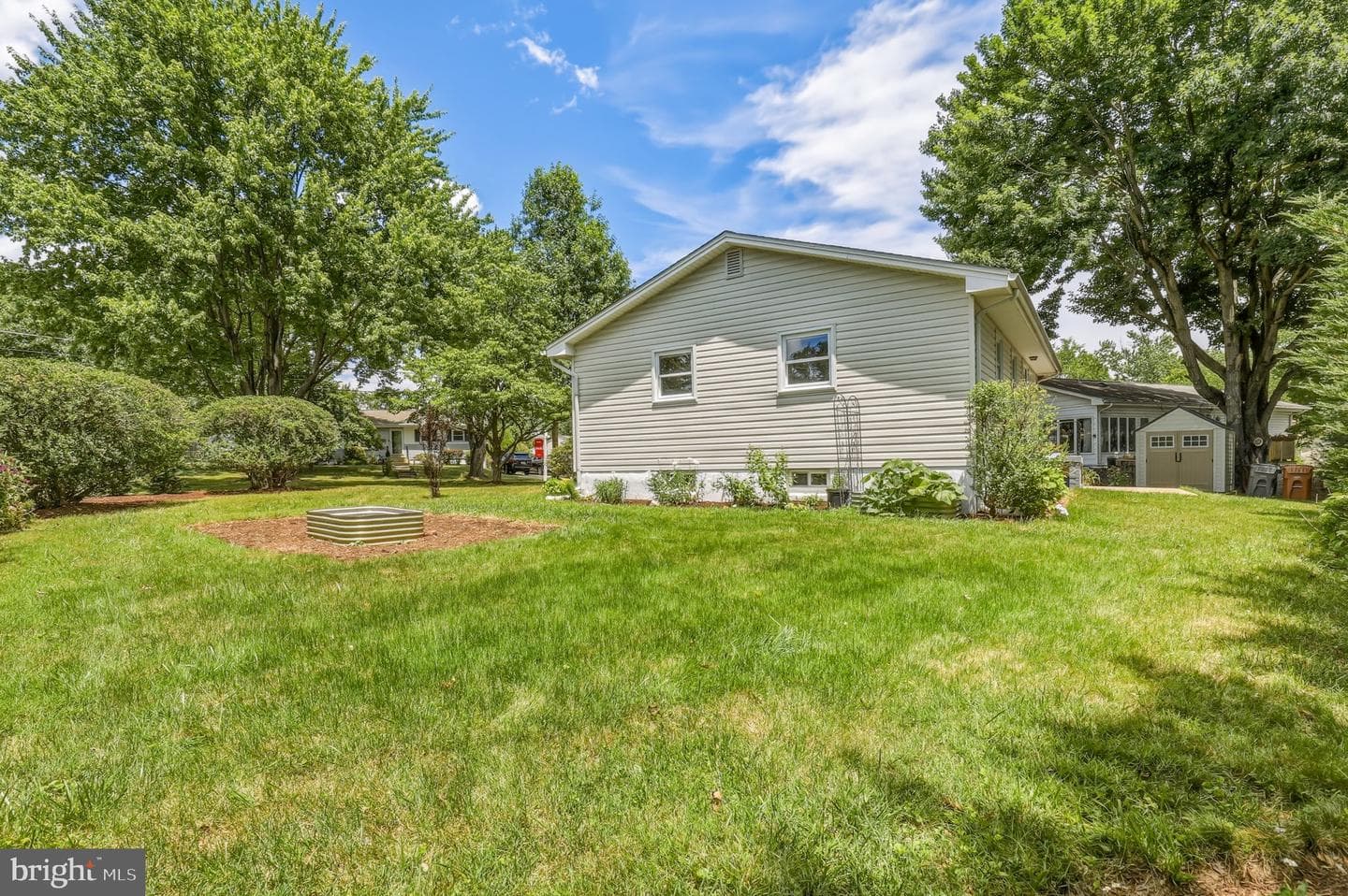 801 Lincoln Street photo 37