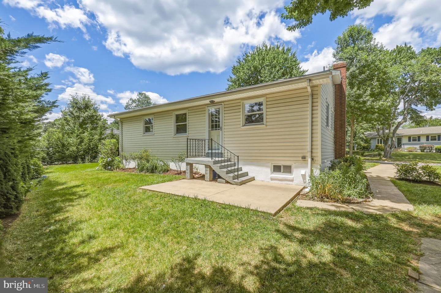 801 Lincoln Street photo 38