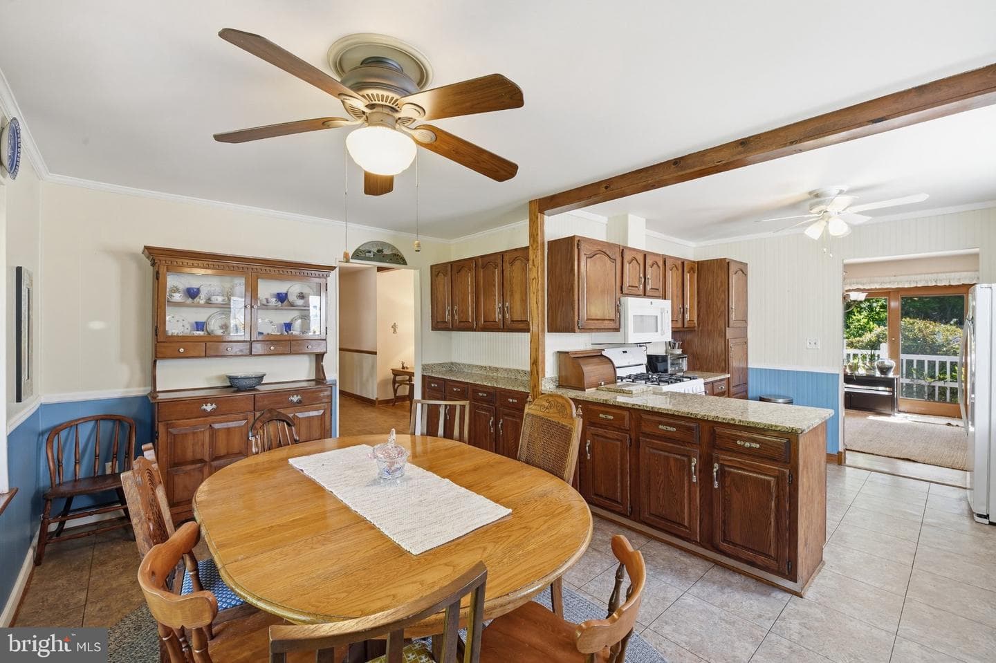 12615 Eastbourne Drive photo 19