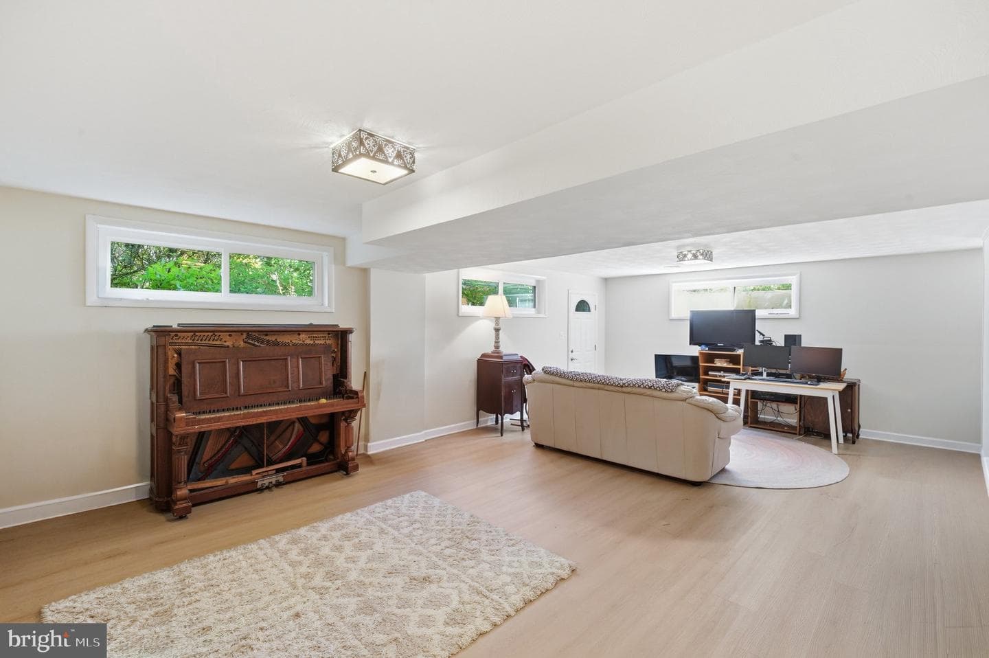 12615 Eastbourne Drive photo 36