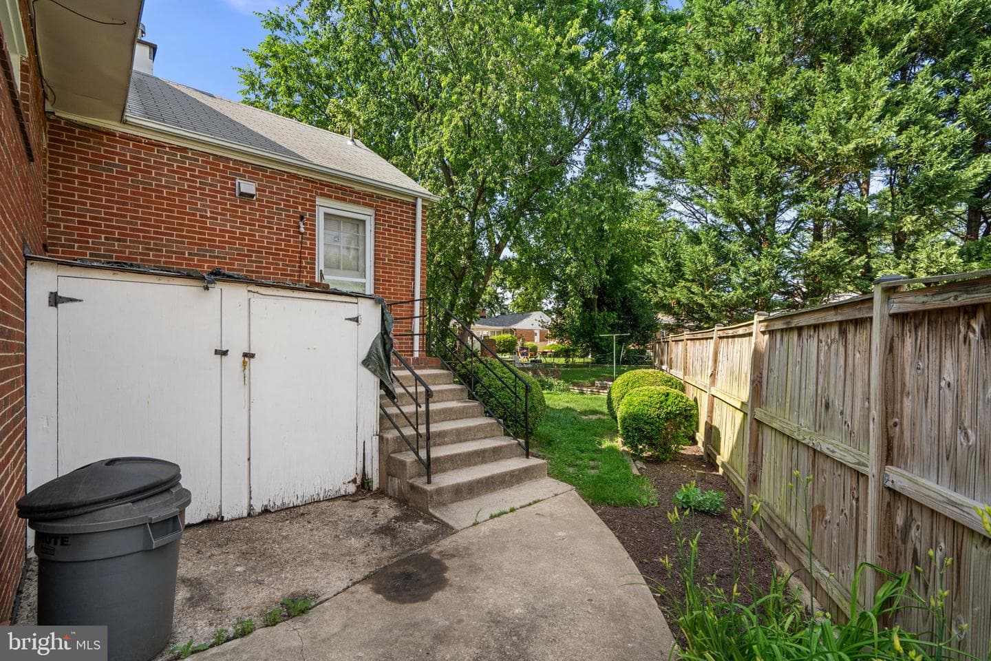 507 Harding Drive photo 4