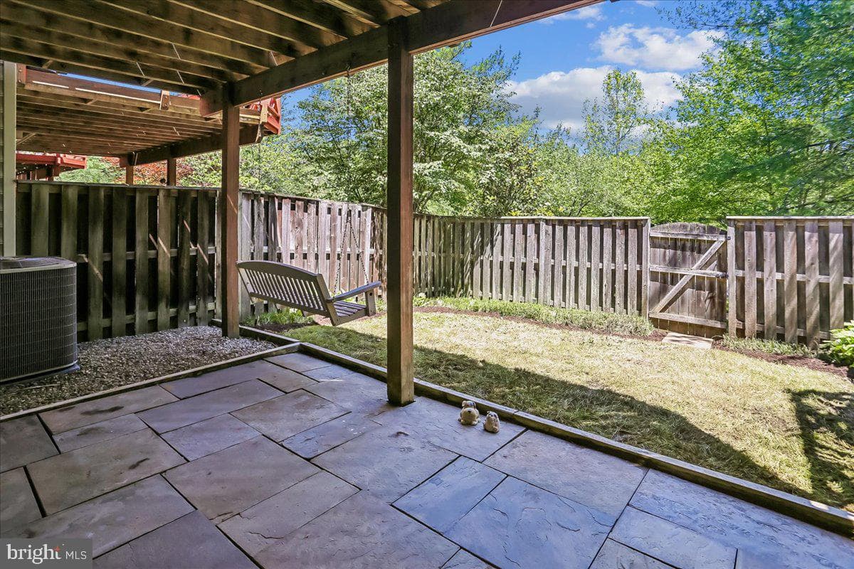 10407 Dalebrooke Lane photo 31