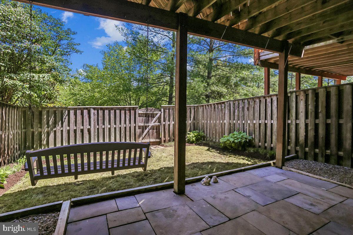 10407 Dalebrooke Lane photo 32