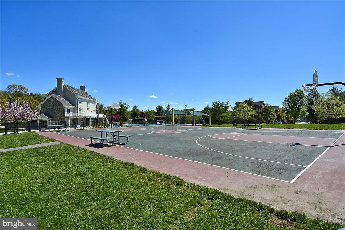 10407 Dalebrooke Lane photo 37