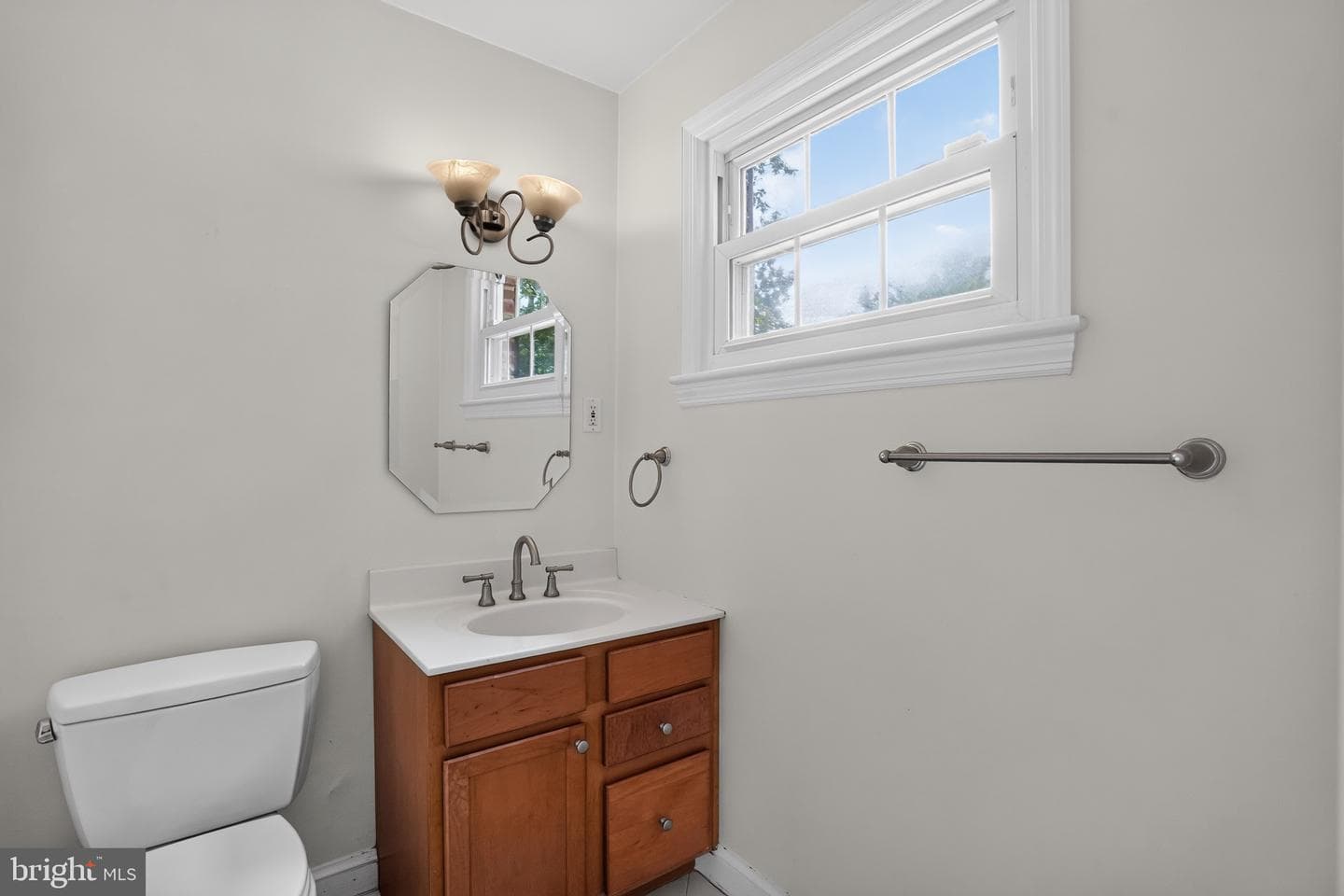 6717 Pemberton Street photo 26