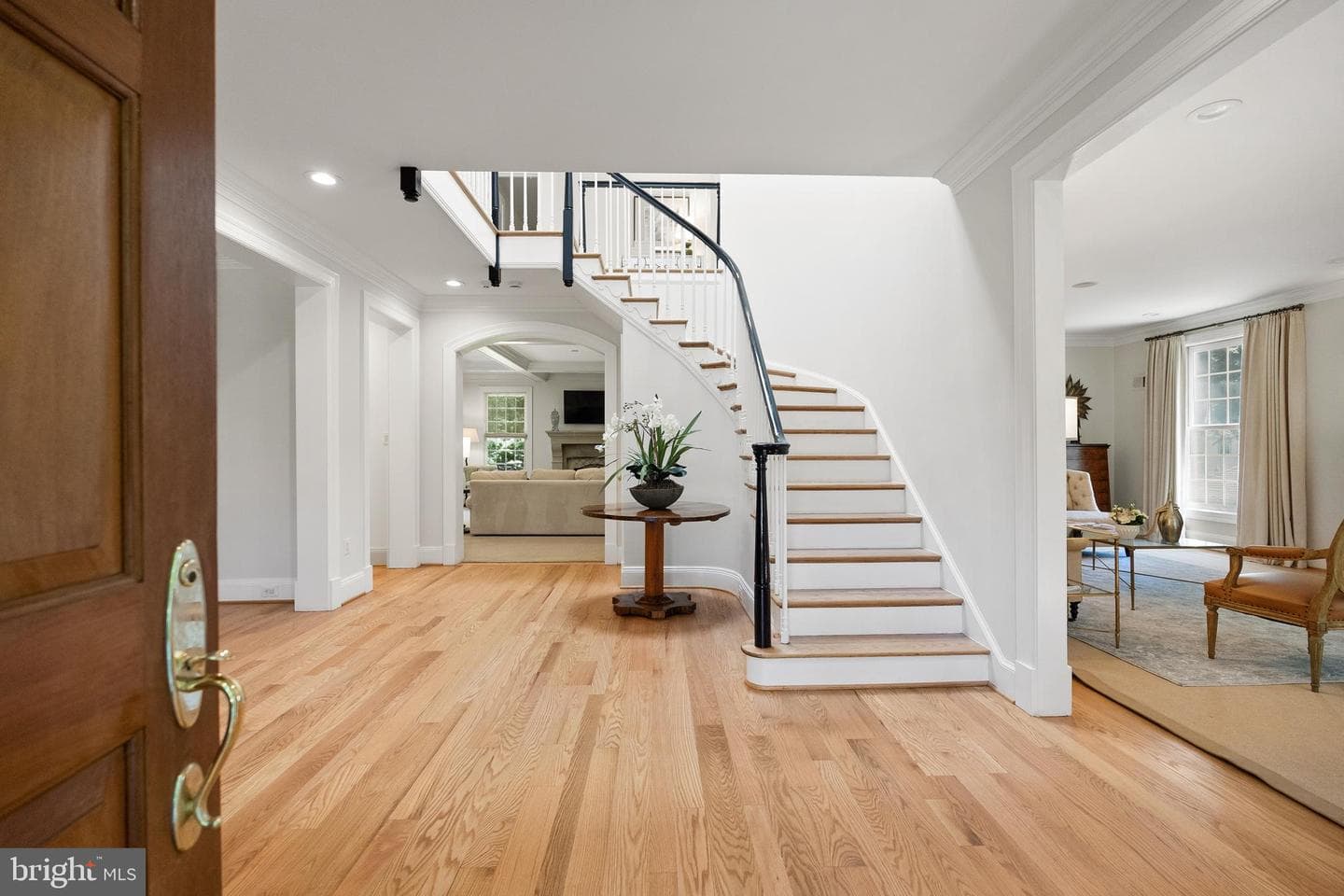 7009 Loch Lomond Drive photo 4