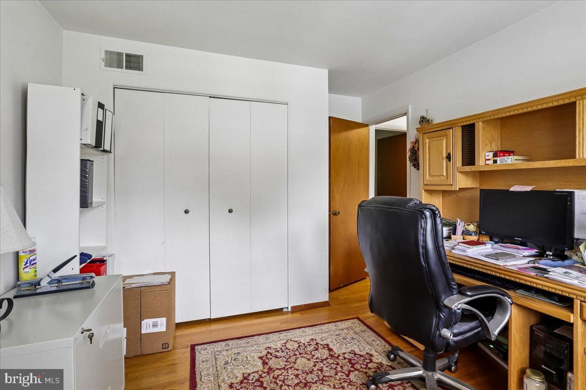 12622 Eastbourne Drive photo 23