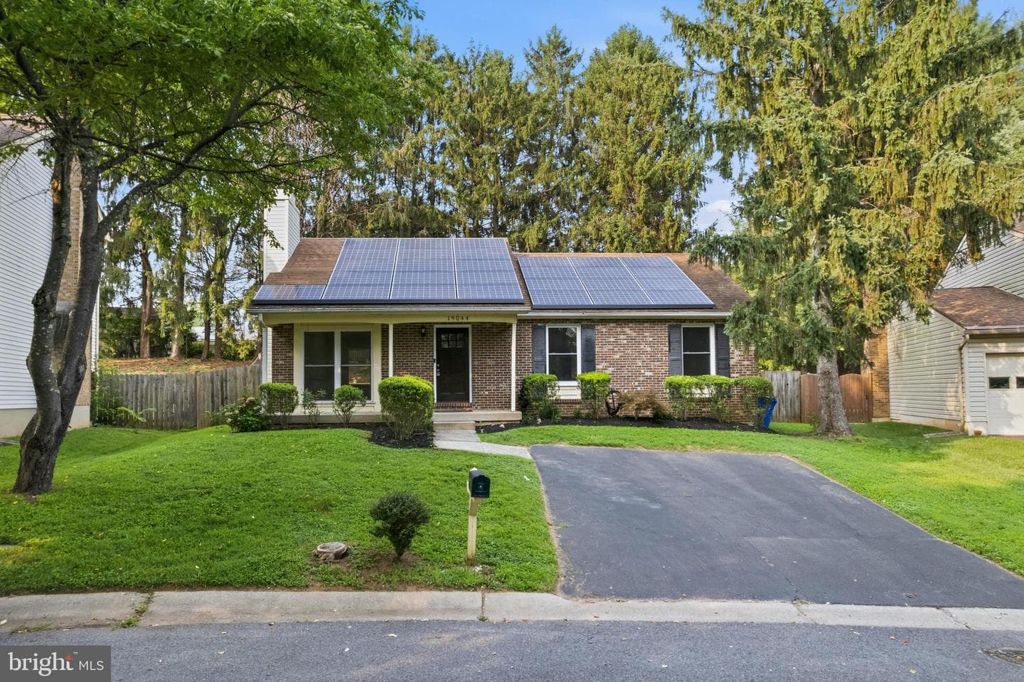 19044 Mcfarlin Drive, Germantown