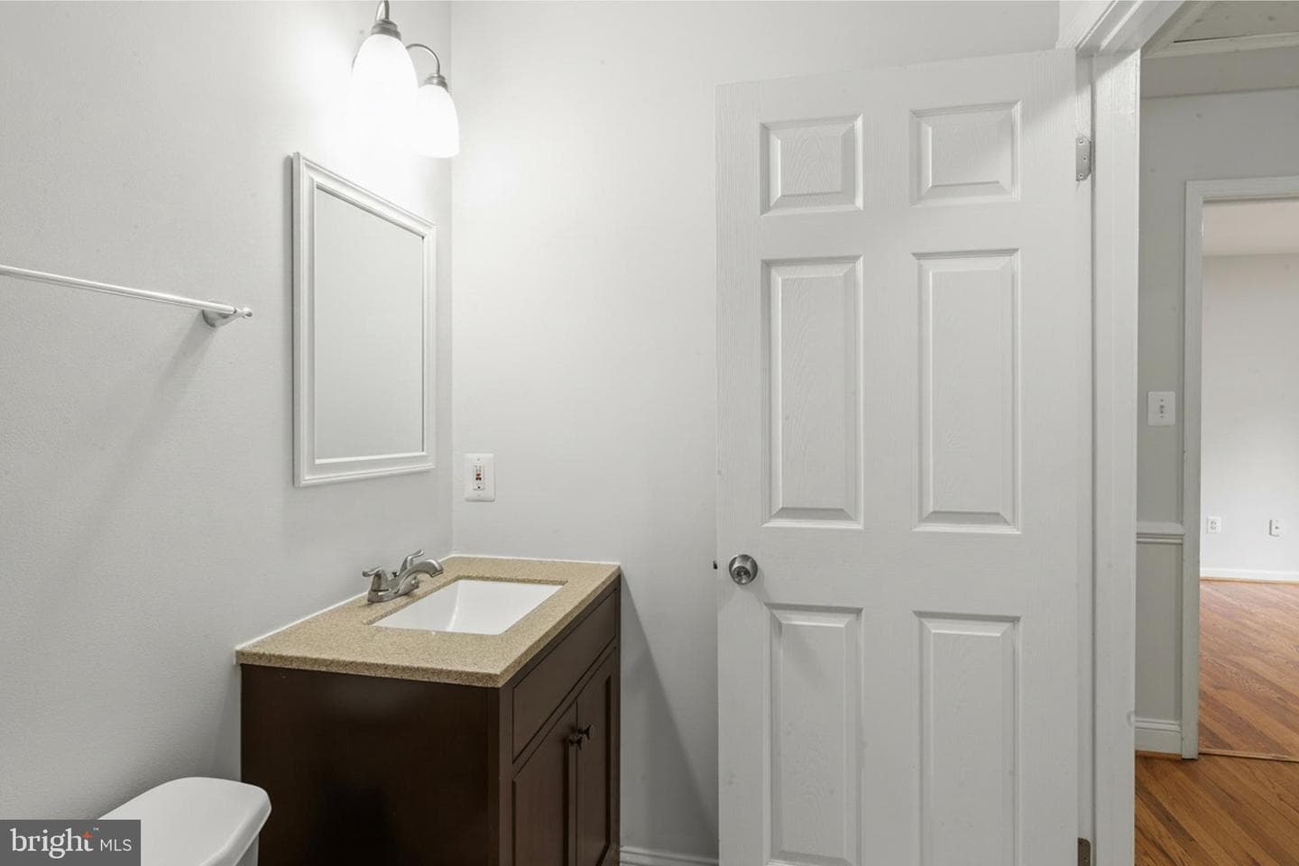 19044 Mcfarlin Drive photo 24