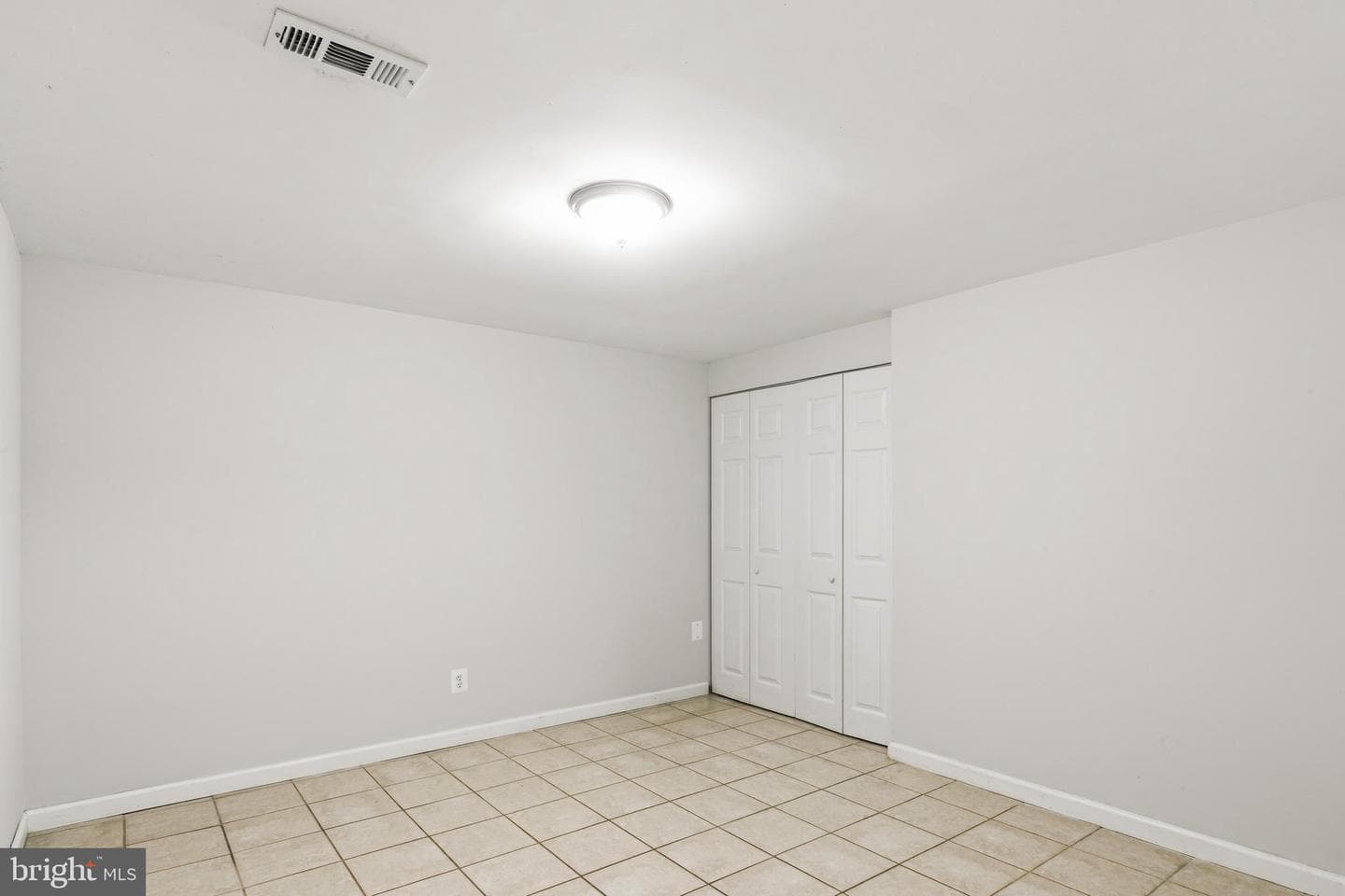 19044 Mcfarlin Drive photo 32