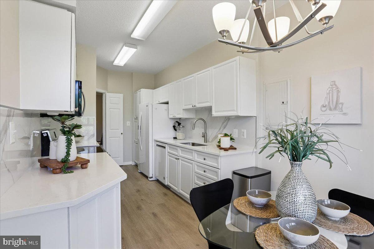 3210 N Leisure World Boulevard #401 photo 12
