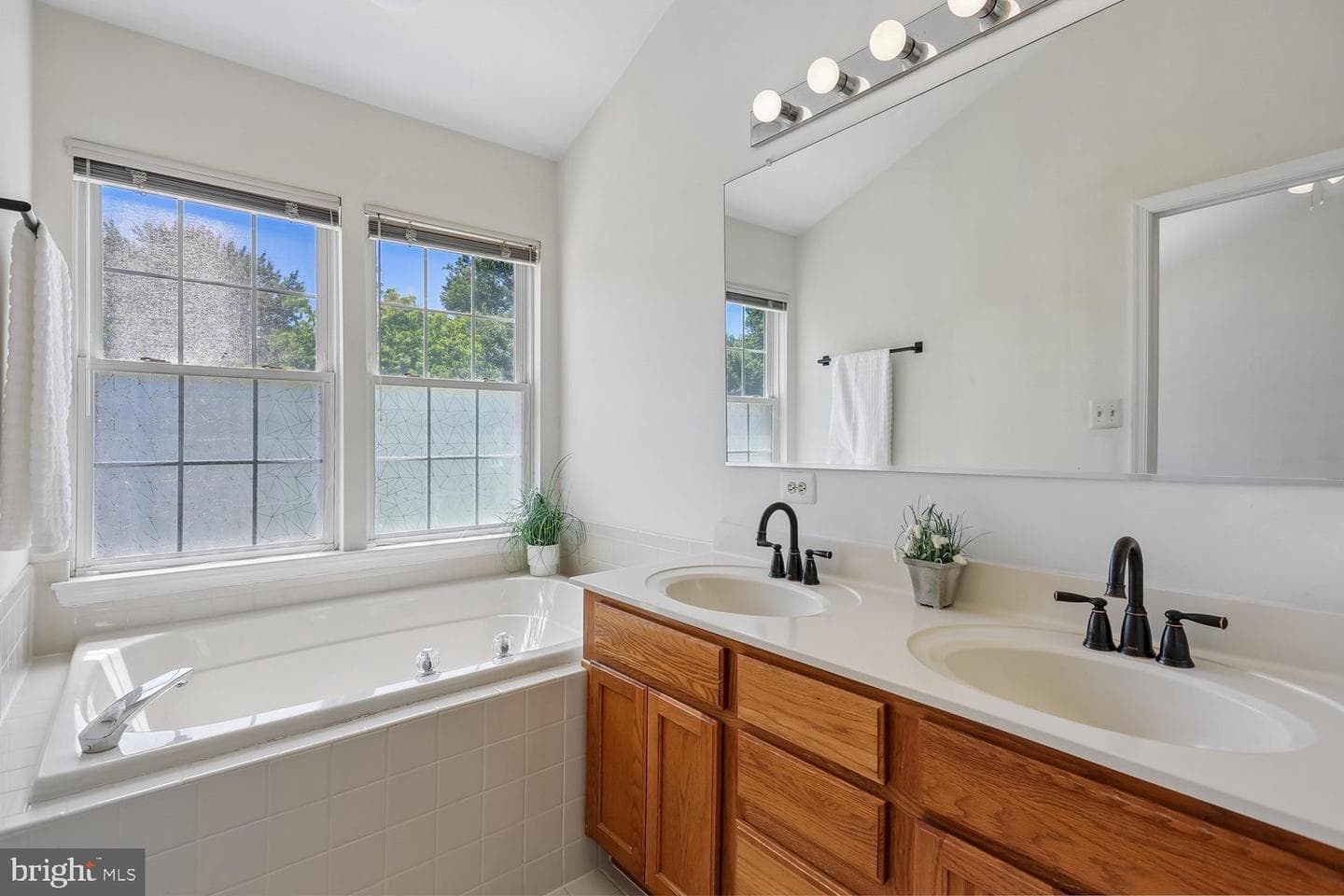 46 Waddington Lane photo 35