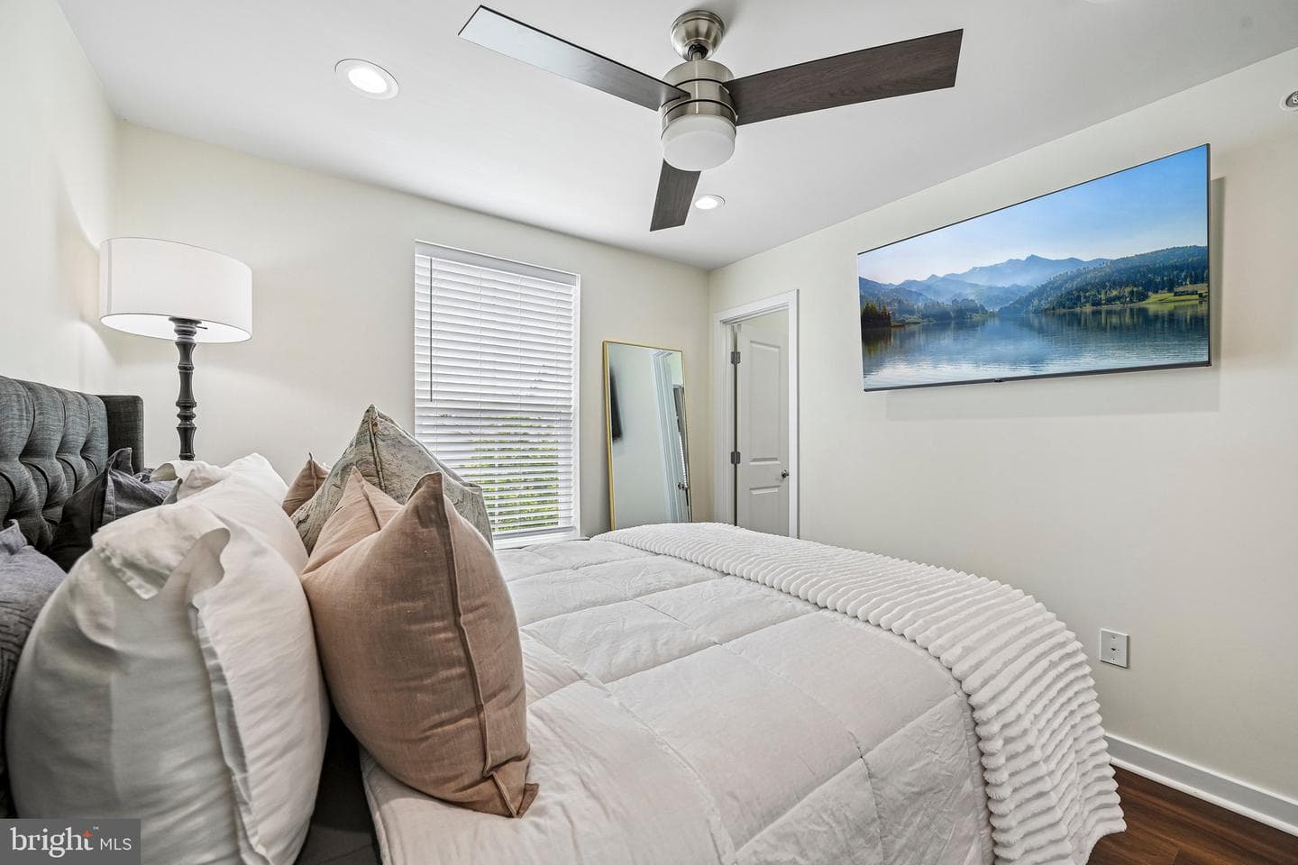 22510 Merganser Street photo 30