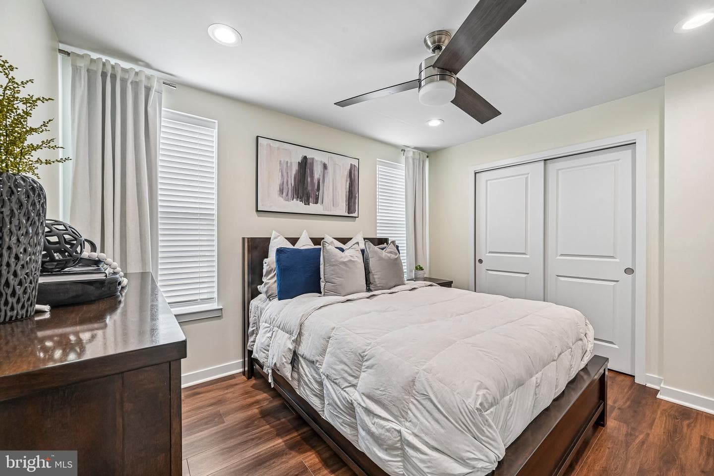 22510 Merganser Street photo 34