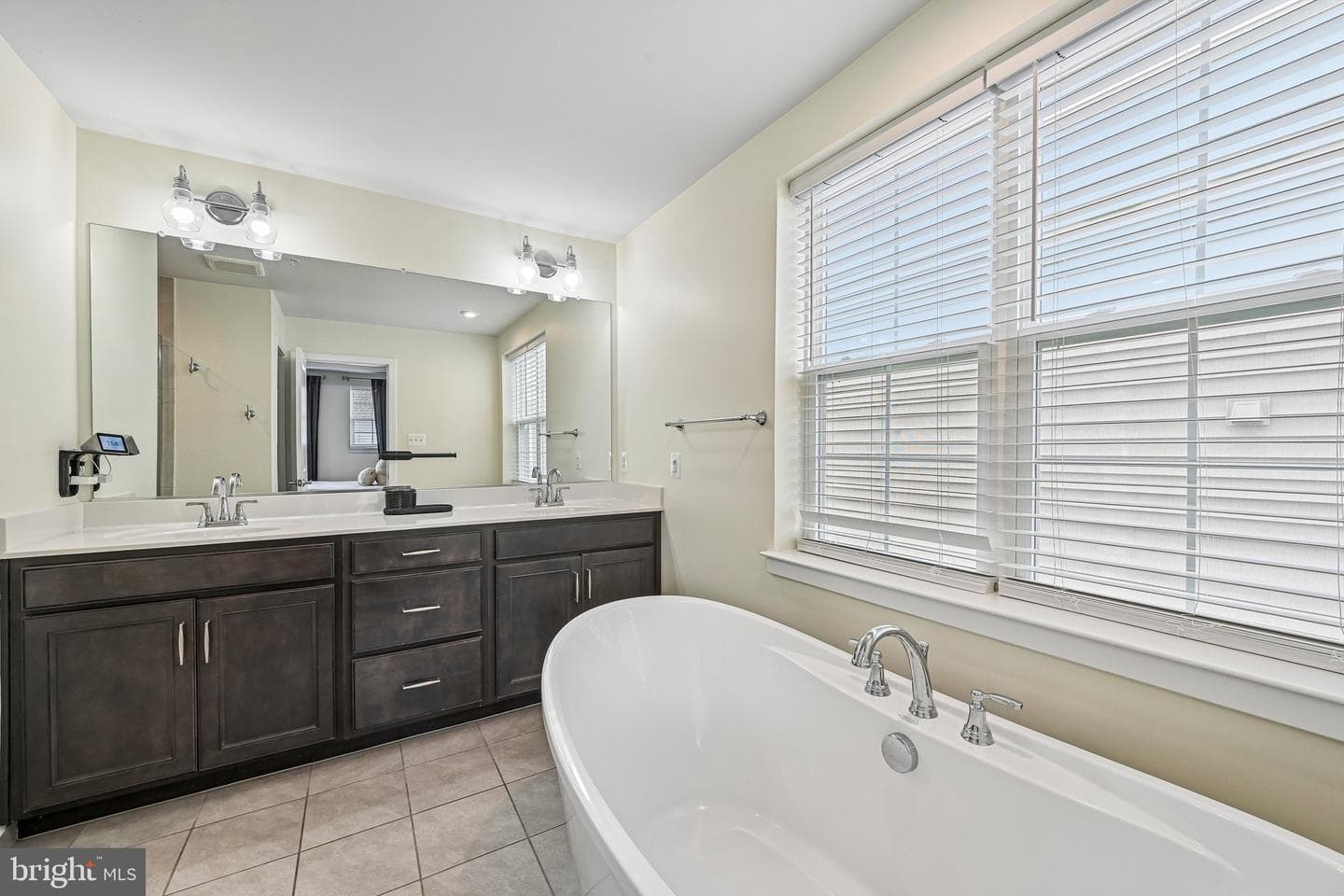 22510 Merganser Street photo 39