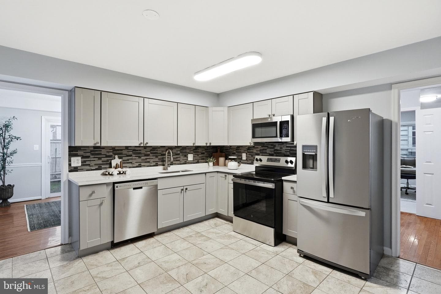 510 Saybrooke View Drive photo 18
