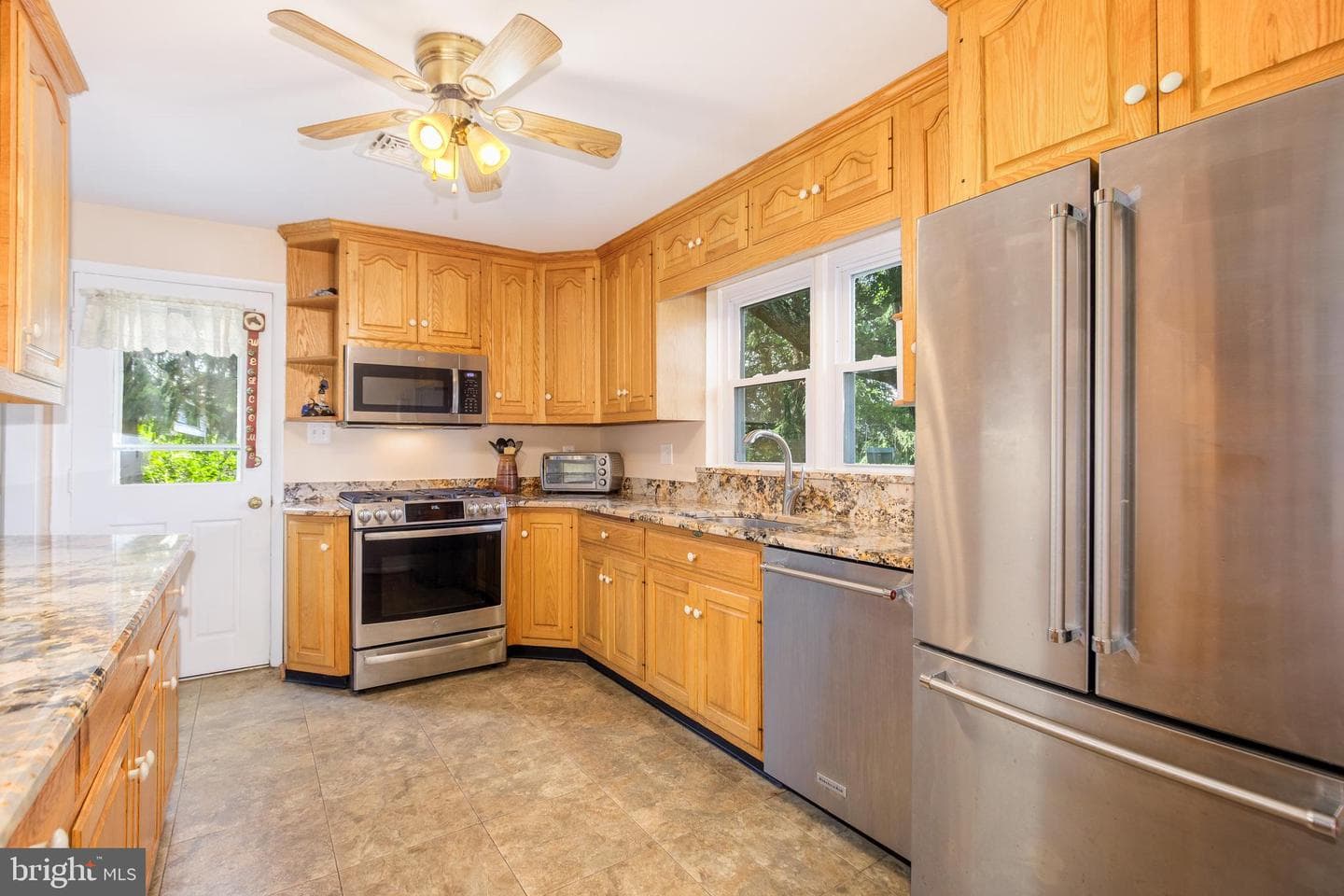 22520 Peach Tree Road photo 24