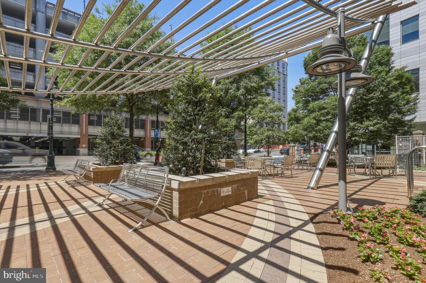930 Wayne Ave # 201 photo 30