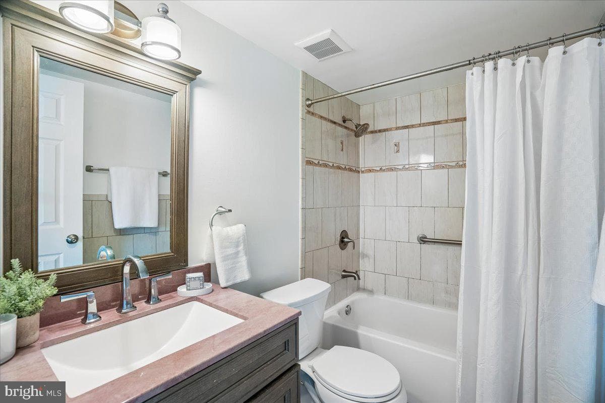 778 Quince Orchard Blvd # 201 photo 27