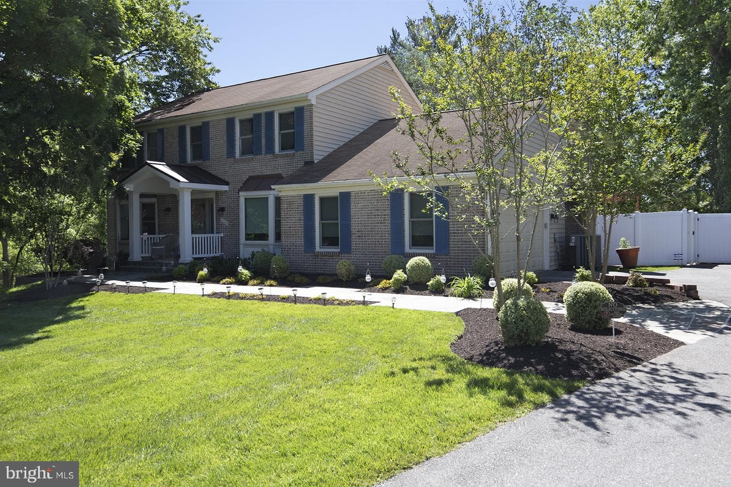 1900 Morningmist Drive photo 2