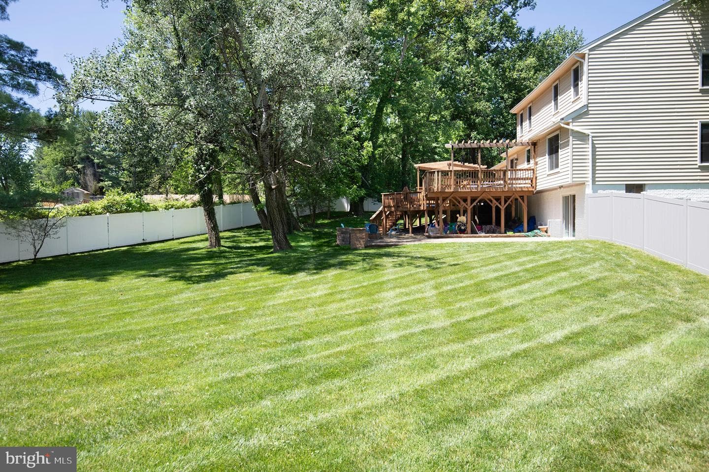 1900 Morningmist Drive photo 32
