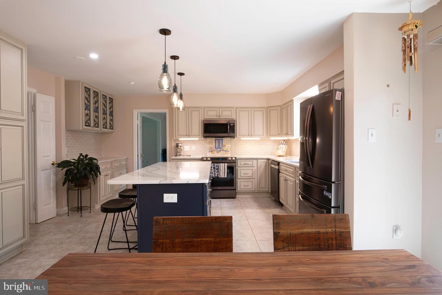 1900 Morningmist Drive photo 4