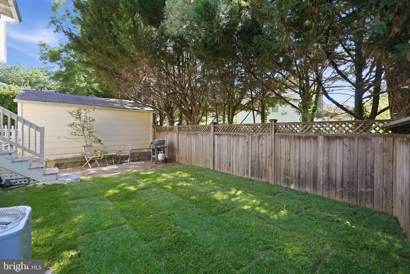 6814 Brookville Road photo 17