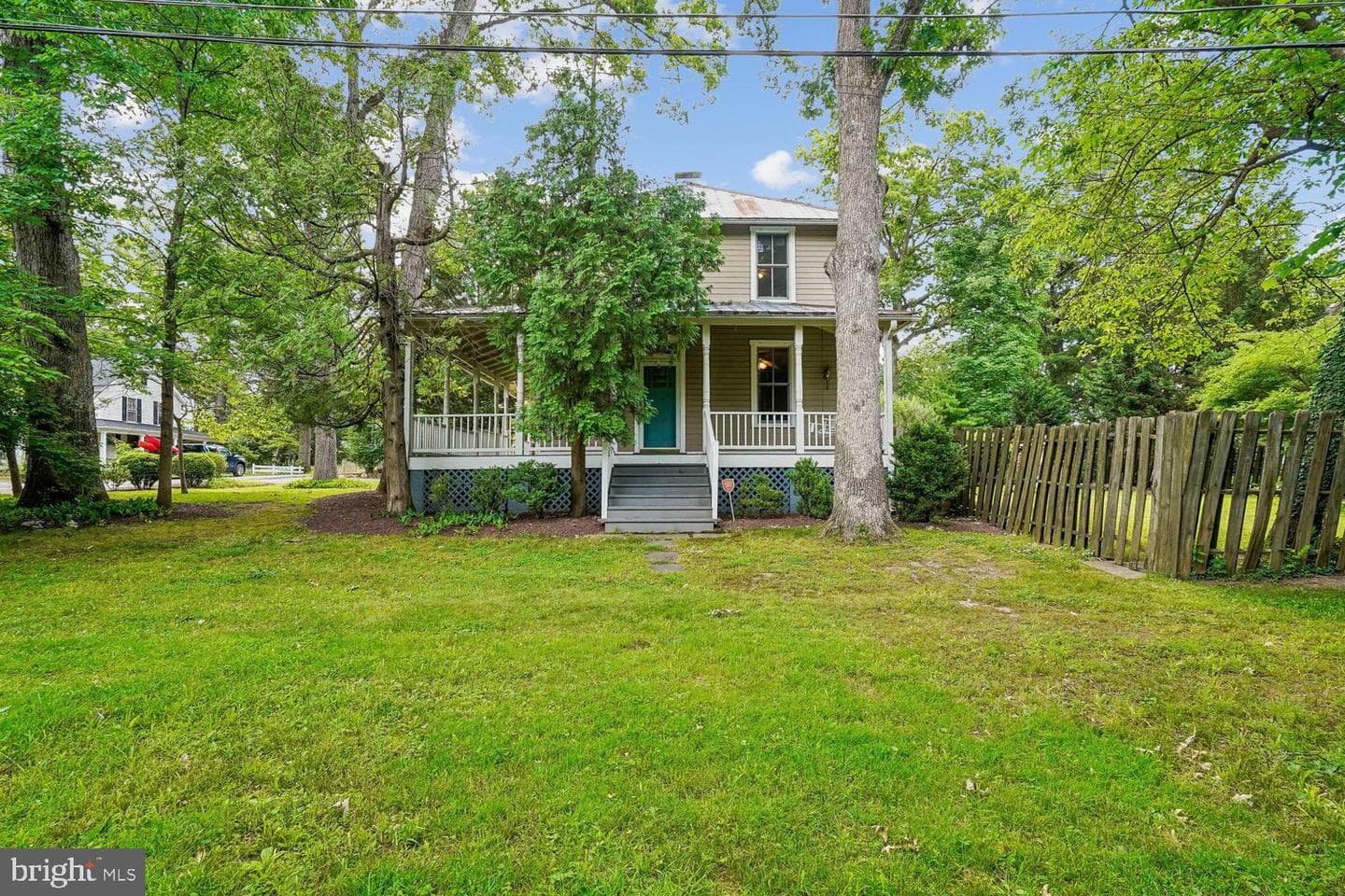 16 Maple Avenue, Washington Grove