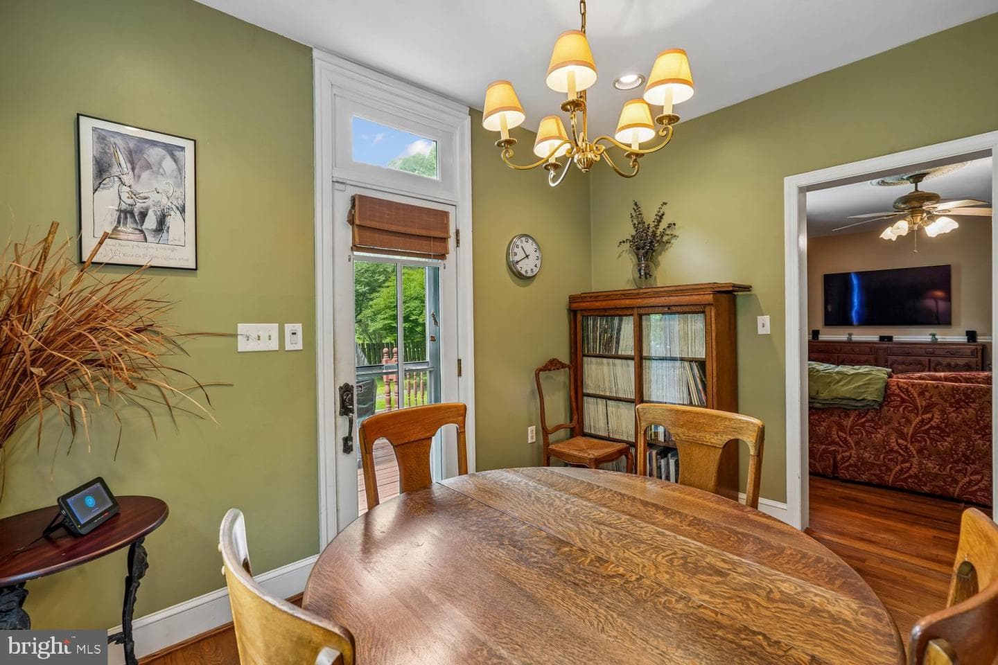 16 Maple Avenue photo 20