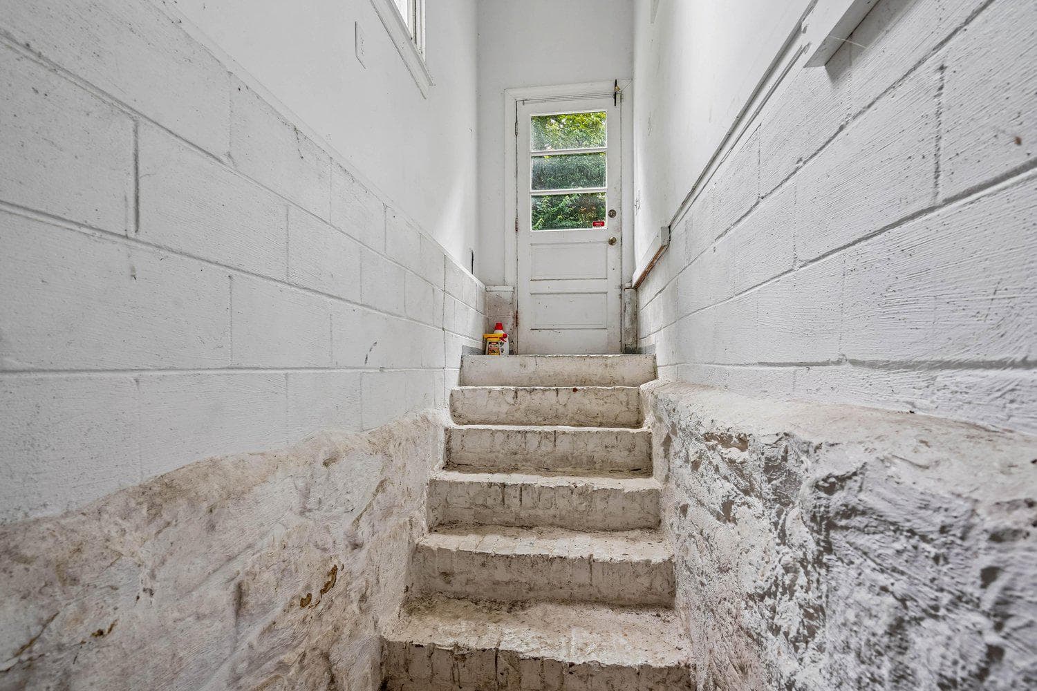 16 Maple Avenue photo 39