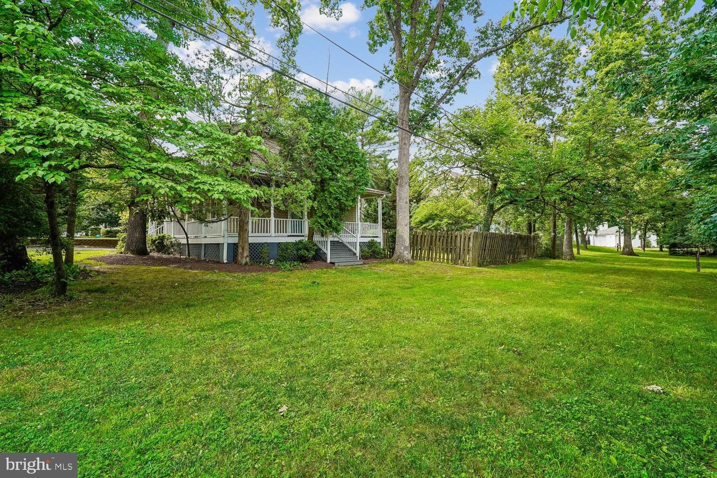 16 Maple Avenue photo 56