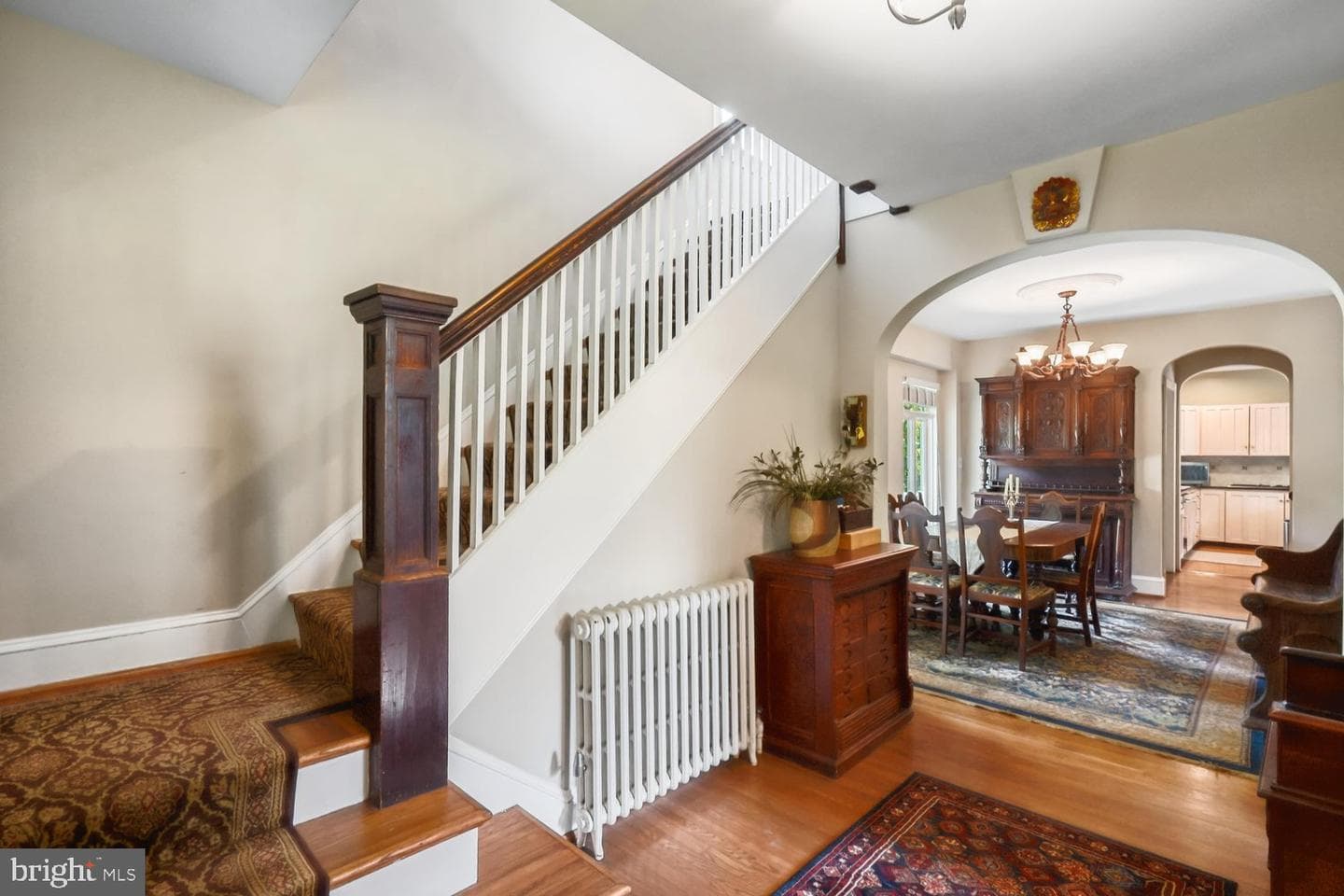 16 Maple Avenue photo 9