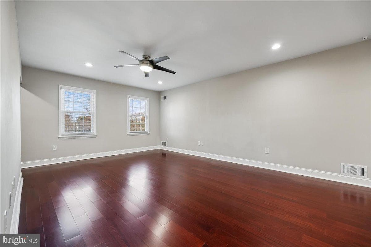 6 Crestview Court photo 46