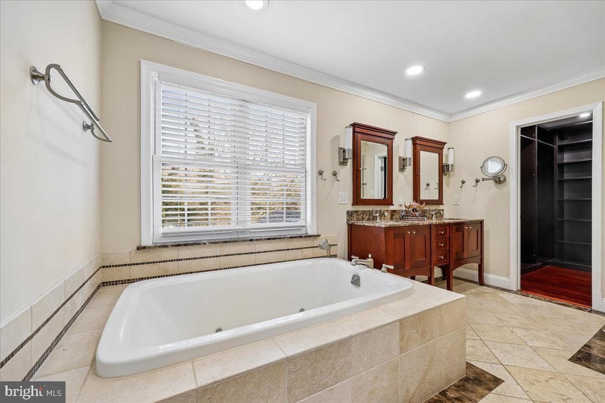 6 Crestview Court photo 50